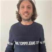 mi chiamo francesco colantoni ho 32 anni e sono in possesso di laurea triennale conseguita presso l'università di Pisa in discipline dello spettacolo e della comunicazione le materie in oggetto al mio piano di studio riguardano: dalla lingua italiana, sto